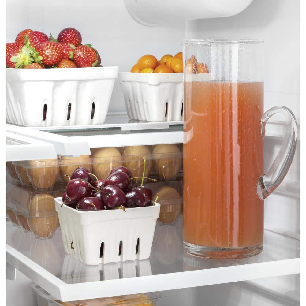 GWE22JYMFS GE Counter-Depth 21.9-Cu. Feet 3 -Door French Door Refrigerator with Ice Maker with water dispenser ( Fingerprint Resistant Stainless Steel ) ENERGY STAR Certified